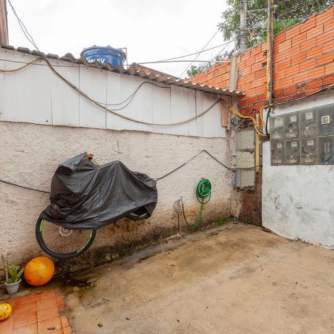 Casa à venda com 457m², 5 quartos e 4 vagasEntrada - Casa 4
