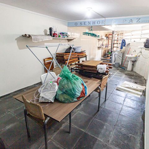 Casa para alugar com 136m², 3 quartos e 3 vagasÁrea de Serviço e Garagem