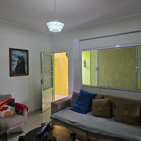 Casa à venda com 400m², 3 quartos e 4 vagas Casa à venda com 400m², 3 quartos e 4 vagasSala