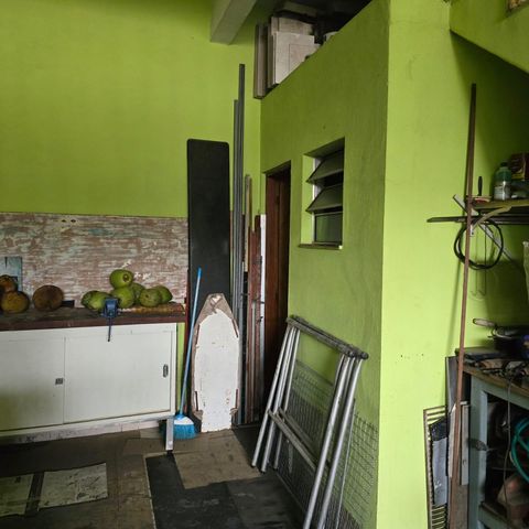 Casa à venda com 400m², 3 quartos e 4 vagas Casa à venda com 400m², 3 quartos e 4 vagasLavabo da Garagem