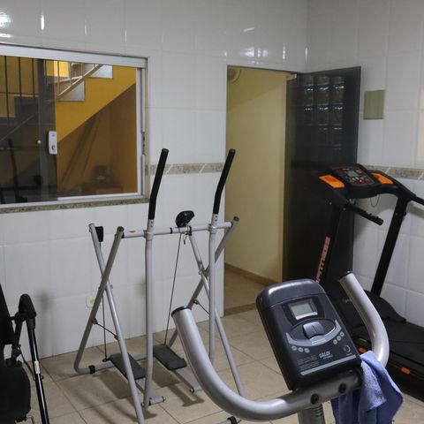 Casa à venda com 400m², 3 quartos e 4 vagasHidro Hidro 