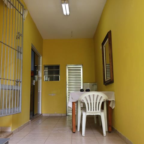 Casa à venda com 400m², 3 quartos e 4 vagasCorredor 