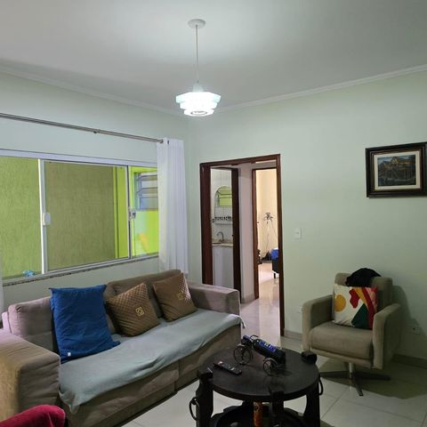 Casa à venda com 400m², 3 quartos e 4 vagas Casa à venda com 400m², 3 quartos e 4 vagasSala