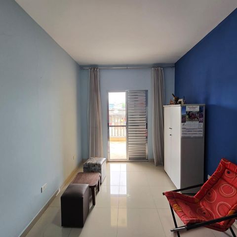 Casa à venda com 400m², 3 quartos e 4 vagas Casa à venda com 400m², 3 quartos e 4 vagasQuarto 02 Com varanda