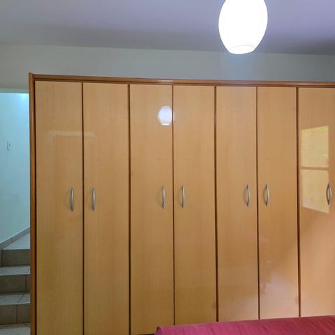 Casa à venda com 400m², 3 quartos e 4 vagas Casa à venda com 400m², 3 quartos e 4 vagasSuíte