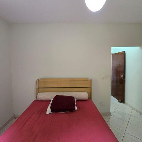Casa à venda com 400m², 3 quartos e 4 vagas Casa à venda com 400m², 3 quartos e 4 vagasSuíte