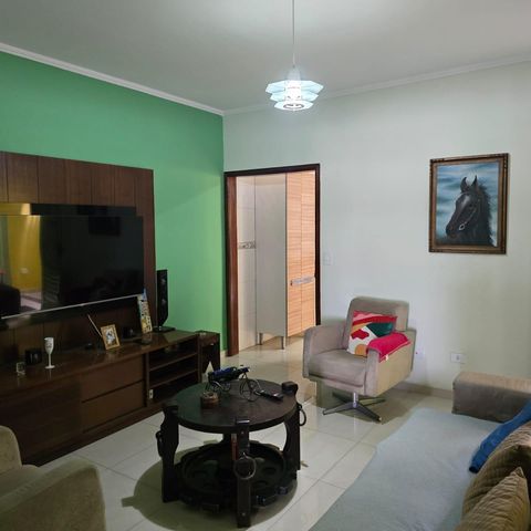 Casa à venda com 400m², 3 quartos e 4 vagas Casa à venda com 400m², 3 quartos e 4 vagasSala