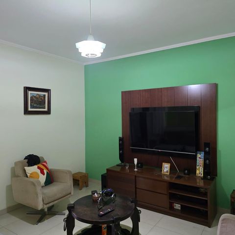 Casa à venda com 400m², 3 quartos e 4 vagas Casa à venda com 400m², 3 quartos e 4 vagasSala