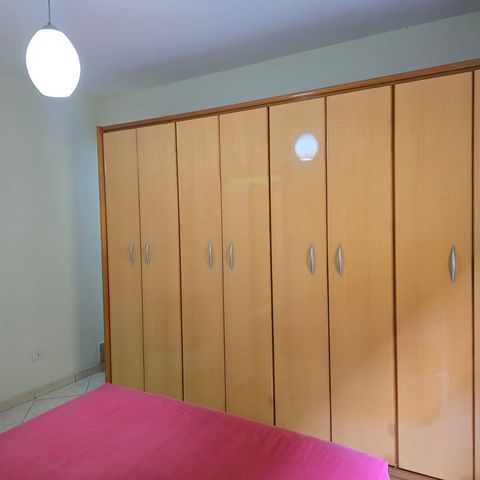 Casa à venda com 400m², 3 quartos e 4 vagas Casa à venda com 400m², 3 quartos e 4 vagasSuíte