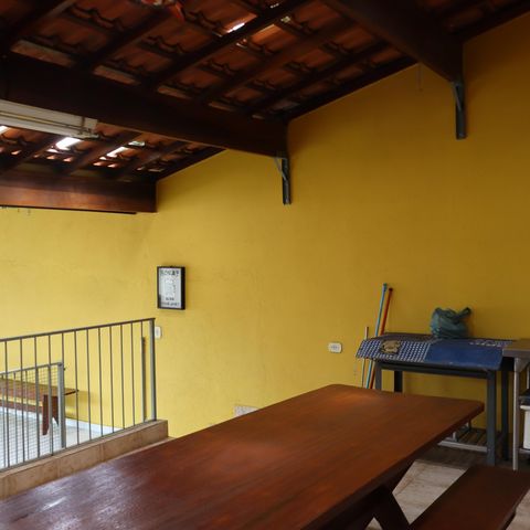 Casa à venda com 400m², 3 quartos e 4 vagasArea de Serviço e Varanda Gourmet 