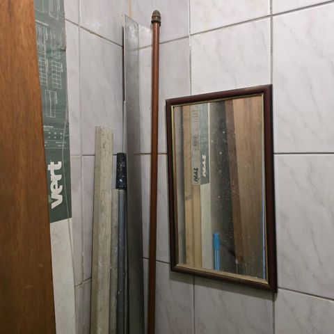 Casa à venda com 400m², 3 quartos e 4 vagas Casa à venda com 400m², 3 quartos e 4 vagasLavabo da Garagem