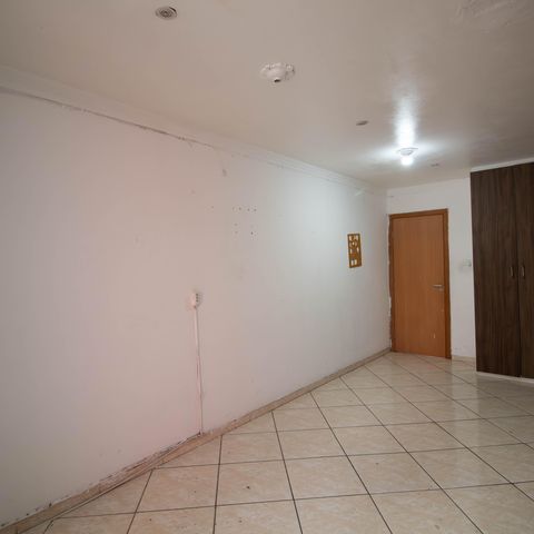 Casa à venda com 190m², 3 quartos e 2 vagasQuarto - 4 Suíte