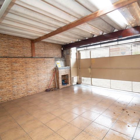Casa à venda com 190m², 3 quartos e 2 vagasGaragem
