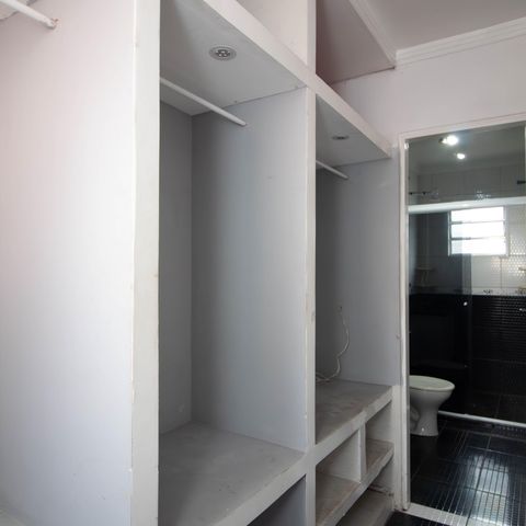 Casa à venda com 190m², 3 quartos e 2 vagasCloset da Suíte 