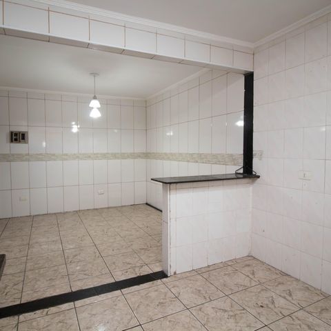 Casa à venda com 190m², 3 quartos e 2 vagasCozinha