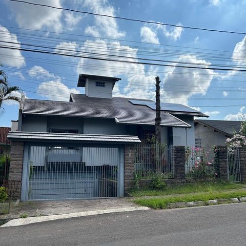 Casa à venda com 354m², 4 quartos e 2 vagas