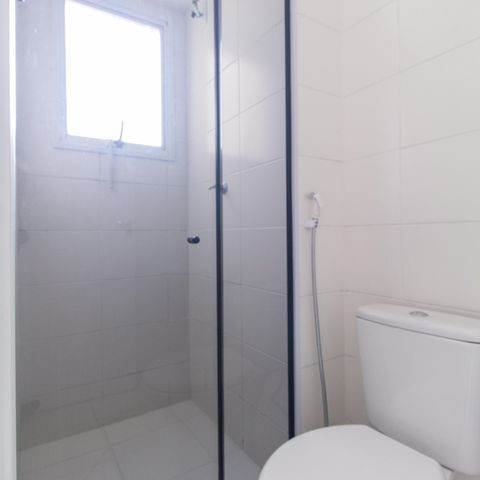 Apartamento à venda com 41m², 2 quartos e 1 vaga Apartamento à venda com 41m², 2 quartos e 1 vagaBanheiro