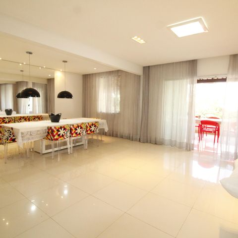 Casa para alugar com 449m², 5 quartos e 2 vagasDetalhe Sala