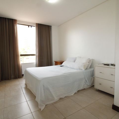 Casa para alugar com 449m², 5 quartos e 2 vagasQuarto 4