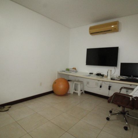 Casa para alugar com 449m², 5 quartos e 2 vagasQuarto 1