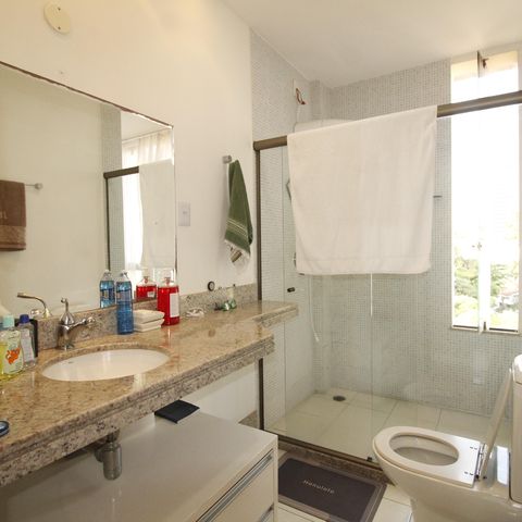 Casa para alugar com 449m², 5 quartos e 2 vagasBanheiro - Quarto 3