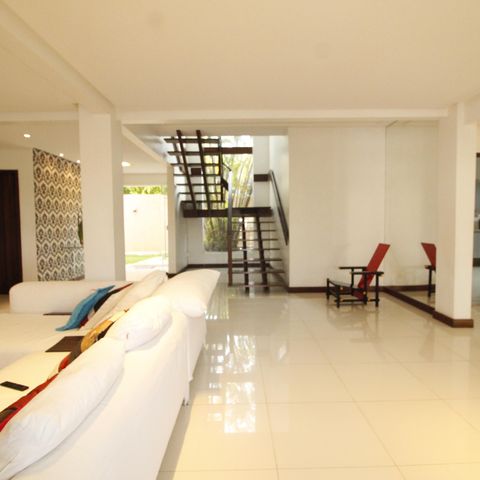 Casa para alugar com 449m², 5 quartos e 2 vagasDetalhe Sala
