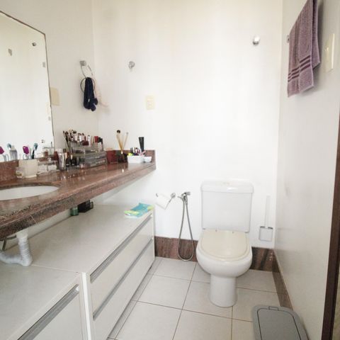 Casa para alugar com 449m², 5 quartos e 2 vagasBanheiro - Quarto 2