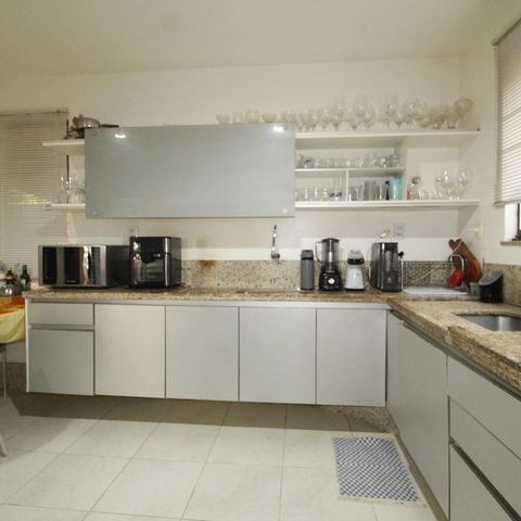Casa para alugar com 449m², 5 quartos e 2 vagasCozinha