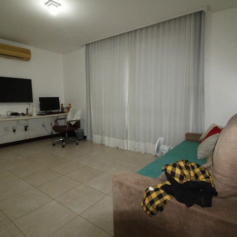 Casa para alugar com 449m², 5 quartos e 2 vagasQuarto 1