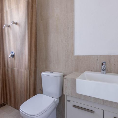 Apartamento à venda com 108m², 3 quartos e 2 vagasBanheiro da Suíte 2