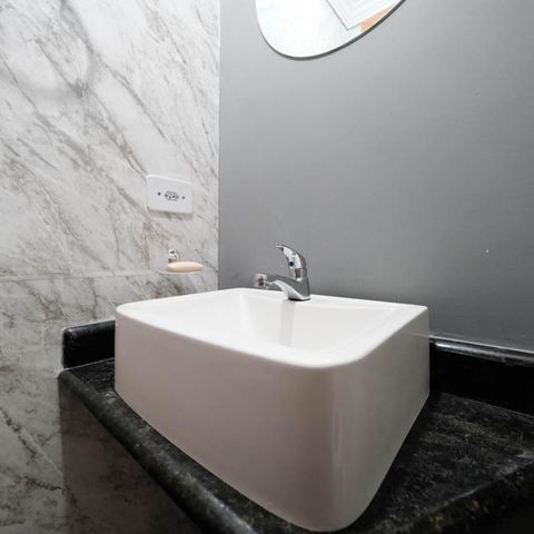Casa à venda com 160m², 3 quartos e 3 vagasLavabo 1