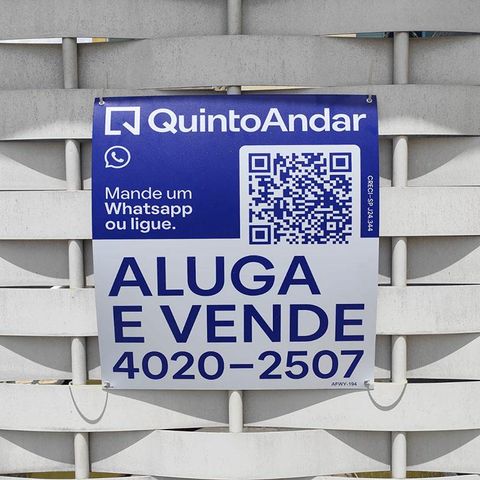 Casa à venda com 160m², 3 quartos e 3 vagas Casa à venda com 160m², 3 quartos e 3 vagasFachada