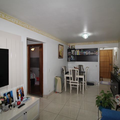 Apartamento à venda com 58m², 2 quartos e 1 vagaSala