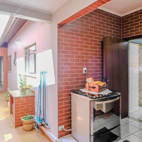 Casa à venda com 129m², 2 quartos e 2 vagasQuintal
