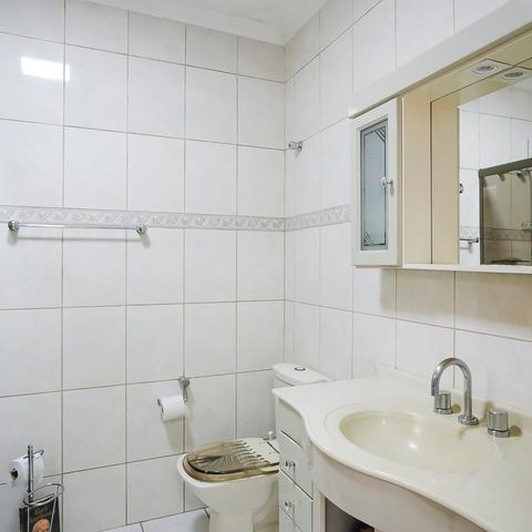 Casa à venda com 129m², 2 quartos e 2 vagasBanheiro 2