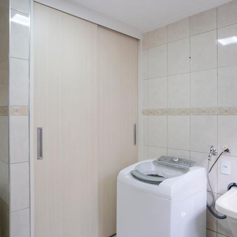 Casa à venda com 129m², 2 quartos e 2 vagasÁrea de serviço
