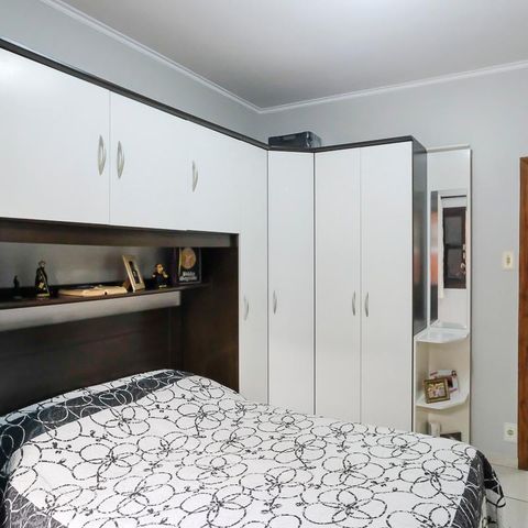 Casa à venda com 129m², 2 quartos e 2 vagasQuarto 2