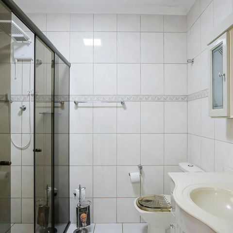 Casa à venda com 129m², 2 quartos e 2 vagasBanheiro 2