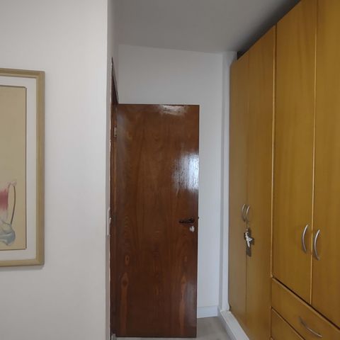Casa à venda com 299m², 3 quartos e 4 vagas Casa à venda com 299m², 3 quartos e 4 vagasQuarto 2