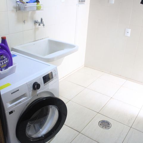 Casa à venda com 299m², 3 quartos e 4 vagasÁrea de Serviço