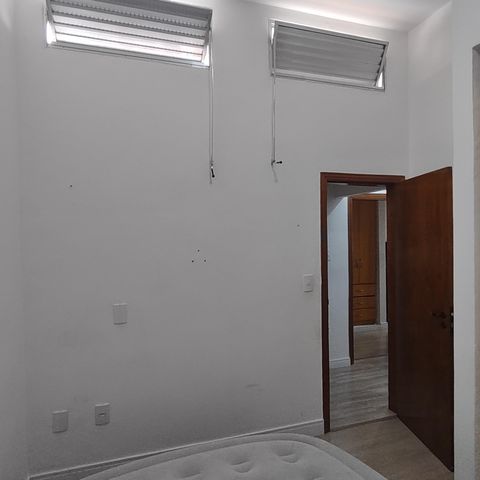 Casa à venda com 299m², 3 quartos e 4 vagas Casa à venda com 299m², 3 quartos e 4 vagasQuarto 1