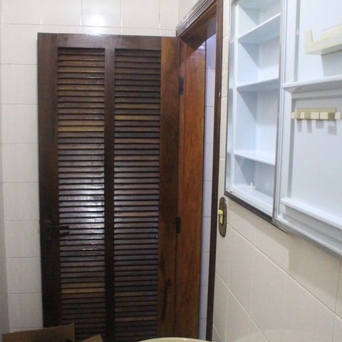Casa à venda com 299m², 3 quartos e 4 vagasBanheiro 1