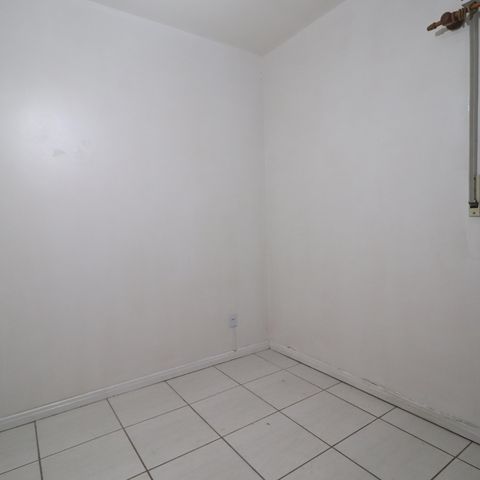 Apartamento à venda com 67m², 2 quartos e 1 vagaQuarto 2