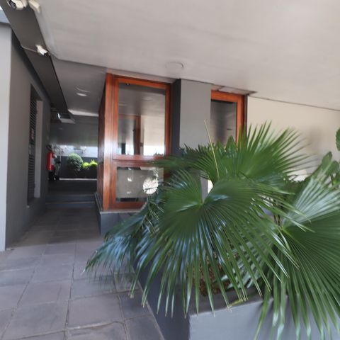 Apartamento à venda com 67m², 2 quartos e 1 vagaEntrada