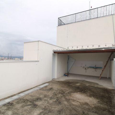 Apartamento à venda com 97m², 2 quartos e 1 vagaÁrea de Serviço