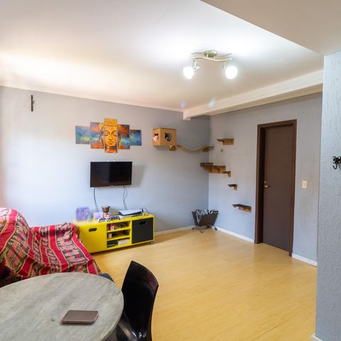 Casa de condomínio à venda com 90m², 3 quartos e sem vaga Casa de condomínio à venda com 90m², 3 quartos e sem vagaSala