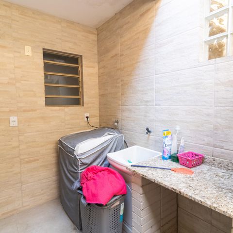 Casa de condomínio à venda com 90m², 3 quartos e sem vaga Casa de condomínio à venda com 90m², 3 quartos e sem vagaÁrea de Serviço