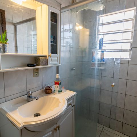 Casa de condomínio à venda com 90m², 3 quartos e sem vaga Casa de condomínio à venda com 90m², 3 quartos e sem vagaBanheiro da Suíte