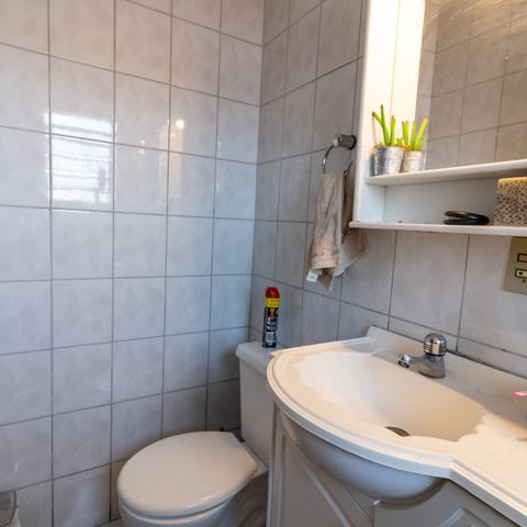 Casa de condomínio à venda com 90m², 3 quartos e sem vaga Casa de condomínio à venda com 90m², 3 quartos e sem vagaBanheiro da Suíte