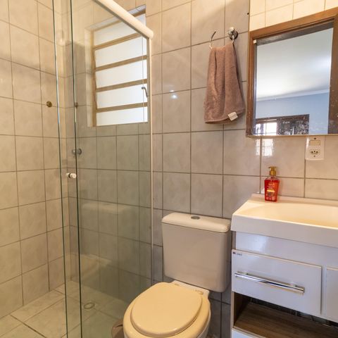 Casa de condomínio à venda com 90m², 3 quartos e sem vaga Casa de condomínio à venda com 90m², 3 quartos e sem vagaBanheiro